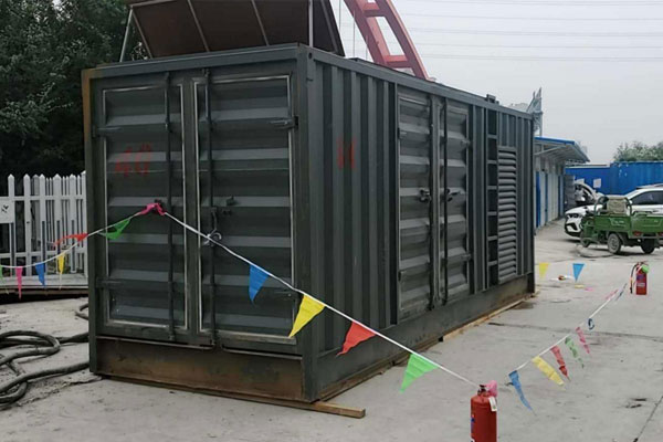 景东发电机租赁空气滤清器多久更换一次?